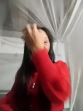 Snapshot of cute_love00 chatting on 11/12/25, 08:45 cute love00 online show from 11/12/25, 08:45