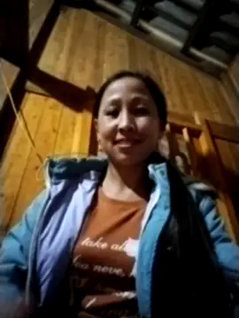 Snapshot of cute_love00 chatting on 11/04/25, 01:09 cute love00 online show from 11/04/25, 01:09