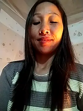 Snapshot of cute_love00 chatting on 11/29/25, 11:49 cute love00 online show from 11/29/25, 11:49