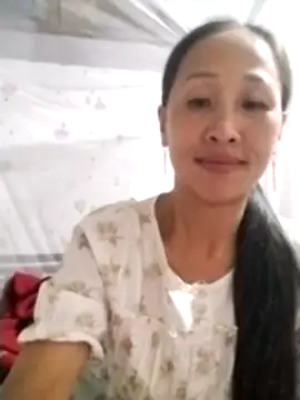 cute love00 online show from 10/10/25, 10:16