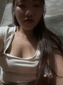 Snapshot of adbosa_00 chatting on 03/02/26, 11:11 adbosa 00 online show from 03/02/26, 11:11