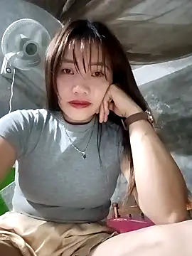 Snapshot of adbosa_00 chatting on 10/02/25, 12:52 adbosa 00 online show from 10/02/25, 12:52