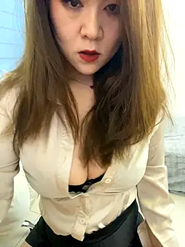 jiajia1060 online show from 11/16/25, 01:05