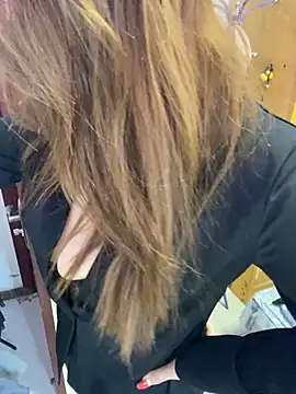 Snapshot of jiajia1060 chatting on 02/22/26, 01:52 jiajia1060 online show from 02/22/26, 01:52