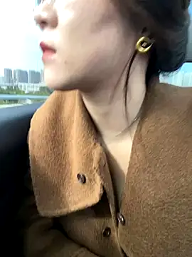 jiajia1060 online show from 10/21/25, 02:22