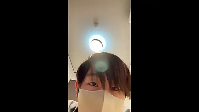 Snapshot of akkan_6868 chatting on 10/19/25, 04:32 akkan 6868 online show from 10/19/25, 04:32