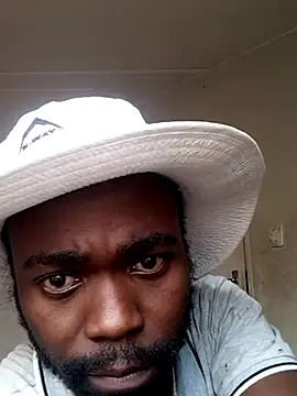 Snapshot of BLACKMAN222 chatting on 09/10/25, 03:11 BLACKMAN222 online show from 09/10/25, 03:11