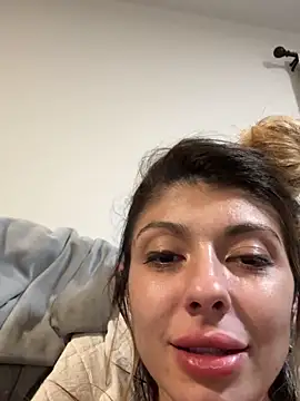 bbgurlnickii online show from 10/11/25, 10:05