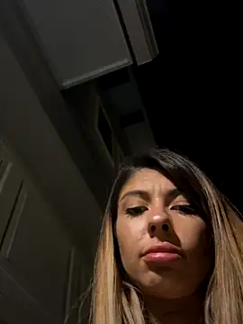 bbgurlnickii online show from 11/13/25, 02:48