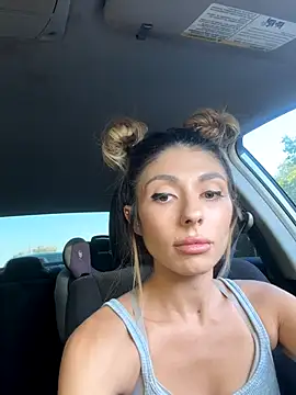 bbgurlnickii online show from 10/26/25, 10:21