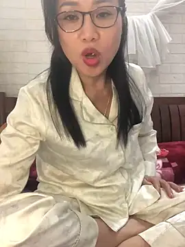 Vitamin sexy online show from 12/19/25, 01:02