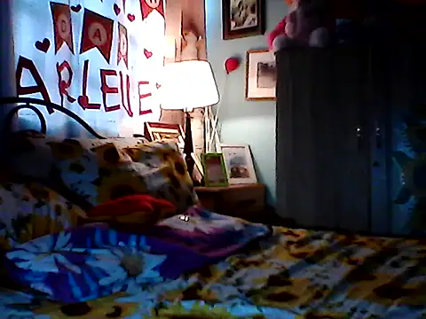 Miss Heart online show from 11/21/25, 01:15