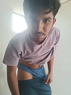 Snapshot of sexofbro chatting on 02/25/26, 08:58 sexofbro online show from 02/25/26, 08:58