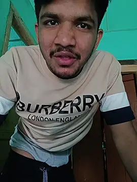 Snapshot of sexofbro chatting on 11/28/25, 06:02 sexofbro online show from 11/28/25, 06:02