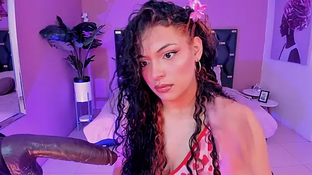 Snapshot of Micki__ chatting on 09/15/25, 12:49 Micki online show from 09/15/25, 12:49