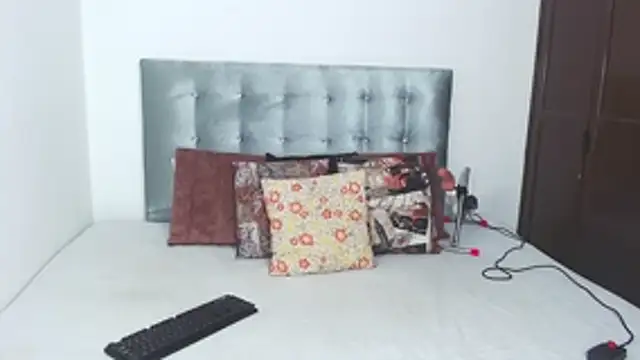 DaiishaWolf online show from 10/31/25, 11:40