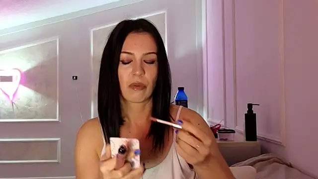 AlyaRei online show from 12/02/25, 01:28