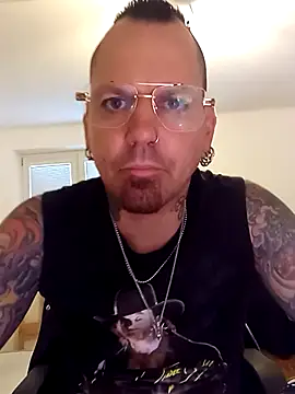 Premium-Jogurt online show from 11/15/25, 03:16