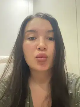 LexeeLuv online show from 04/19/26, 06:36