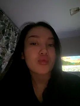 LexeeLuv online show from 11/23/25, 06:51