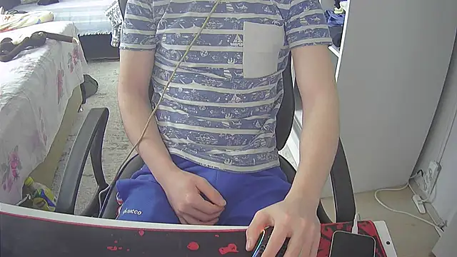 Snapshot of TurkYasura chatting on 04/22/26, 08:43 TurkYasura online show from 04/22/26, 08:43
