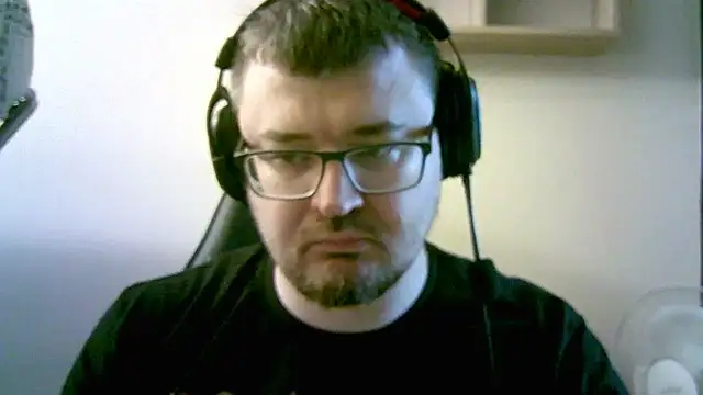 Snapshot of SirAbuser chatting on 11/21/25, 07:07 SirAbuser online show from 11/21/25, 07:07