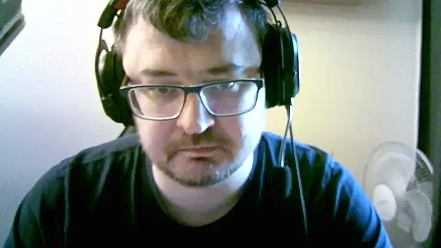 Snapshot of SirAbuser chatting on 10/21/25, 06:24 SirAbuser online show from 10/21/25, 06:24