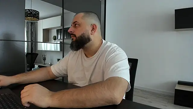 Snapshot of DravenPeak chatting on 10/17/25, 08:17 DravenPeak online show from 10/17/25, 08:17