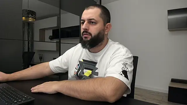 Snapshot of DravenPeak chatting on 09/30/25, 05:08 DravenPeak online show from 09/30/25, 05:08