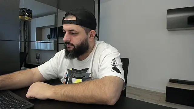 Snapshot of DravenPeak chatting on 12/02/25, 01:13 DravenPeak online show from 12/02/25, 01:13