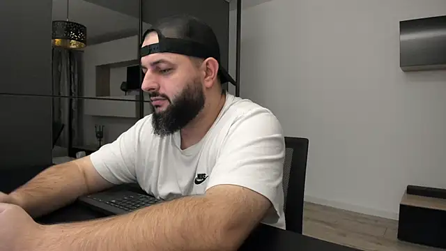 Snapshot of DravenPeak chatting on 11/20/25, 09:04 DravenPeak online show from 11/20/25, 09:04