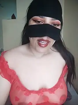 Snapshot of Diva_watine chatting on 09/19/25, 01:15 Diva watine online show from 09/19/25, 01:15