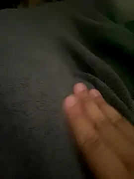 Kuaker077 online show from 12/01/25, 02:29