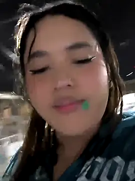 butterfly777  online show from 03/21/26, 08:19