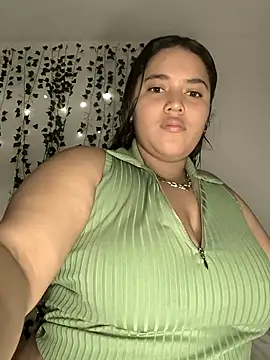butterfly777  online show from 05/20/26, 08:11