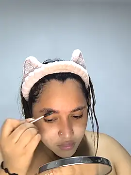 butterfly777  online show from 10/28/25, 12:11