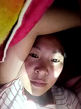 Snapshot of vivi_cute chatting on 09/25/25, 07:42 vivi cute online show from 09/25/25, 07:42