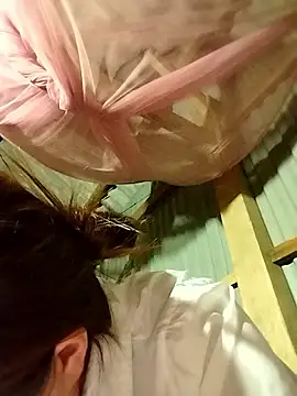 Snapshot of vivi_cute chatting on 09/15/25, 01:33 vivi cute online show from 09/15/25, 01:33