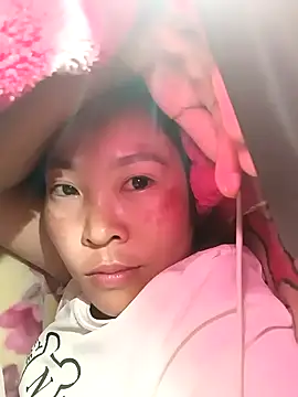 Snapshot of vivi_cute chatting on 09/28/25, 10:39 vivi cute online show from 09/28/25, 10:39