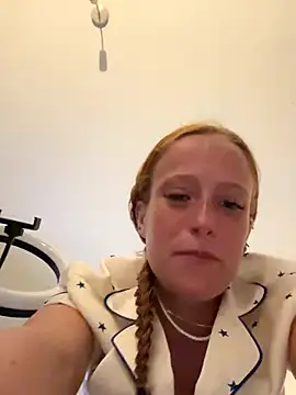 Poppy frankie online show from 09/14/25, 08:31