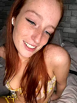 Poppy frankie online show from 10/15/25, 11:13