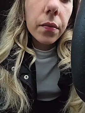 PetiteSecrets online show from 12/21/25, 03:47