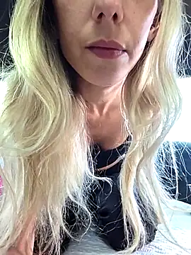 PetiteSecrets online show from 10/05/25, 03:14