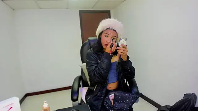 Aisha hotts777 online show from 03/04/26, 04:09