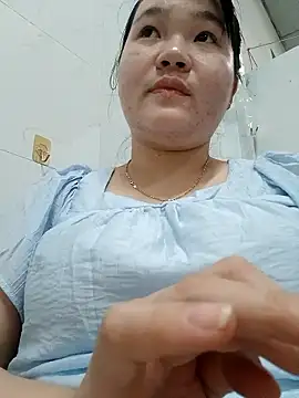 Snapshot of _Babyrose_ chatting on 01/12/26, 10:55 Babyrose online show from 01/12/26, 10:55