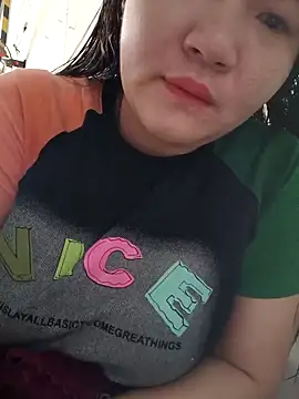 Snapshot of _Babyrose_ chatting on 11/04/25, 12:47 Babyrose online show from 11/04/25, 12:47