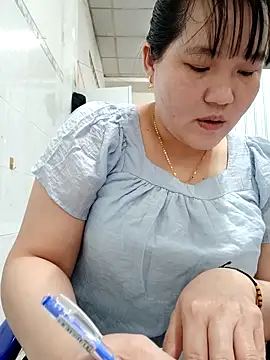  Babyrose  online show from 03/20/26, 11:33