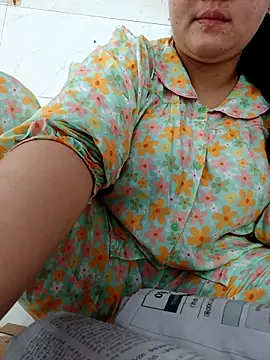  Babyrose  online show from 05/05/26, 04:15