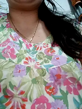 Snapshot of _Babyrose_ chatting on 11/21/25, 02:27 Babyrose online show from 11/21/25, 02:27