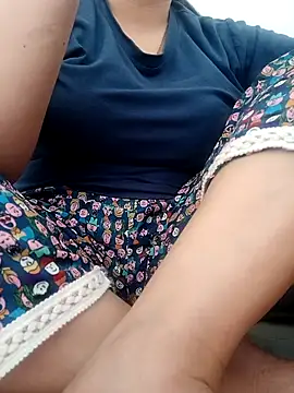 Snapshot of _Babyrose_ chatting on 11/25/25, 02:23 Babyrose online show from 11/25/25, 02:23